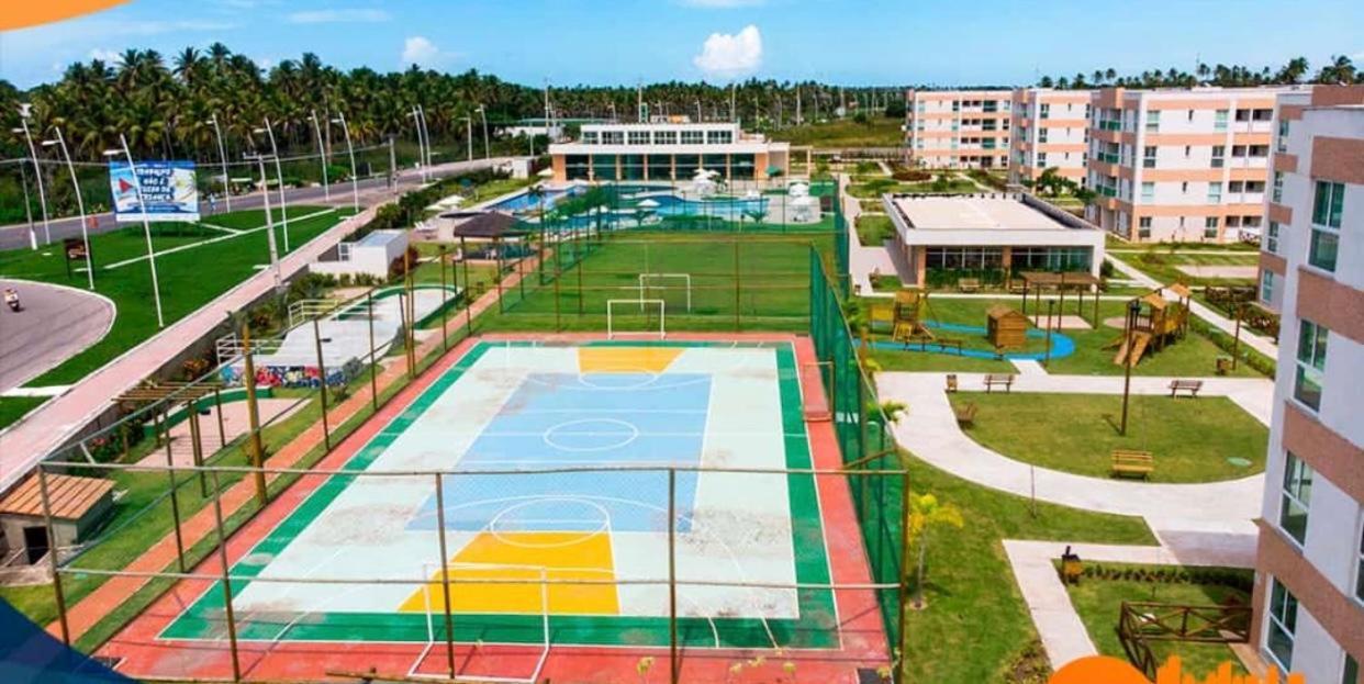 Flats Terreo Em - Muro Alto Clube *