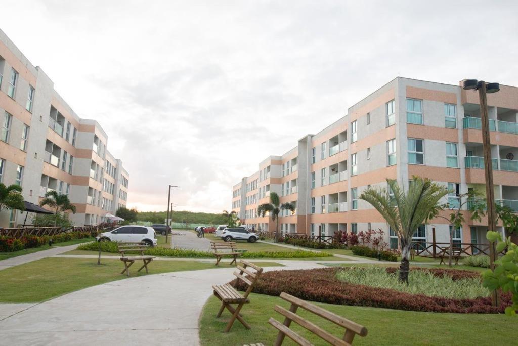 Flats Térreo Em - Muro Alto Clube *